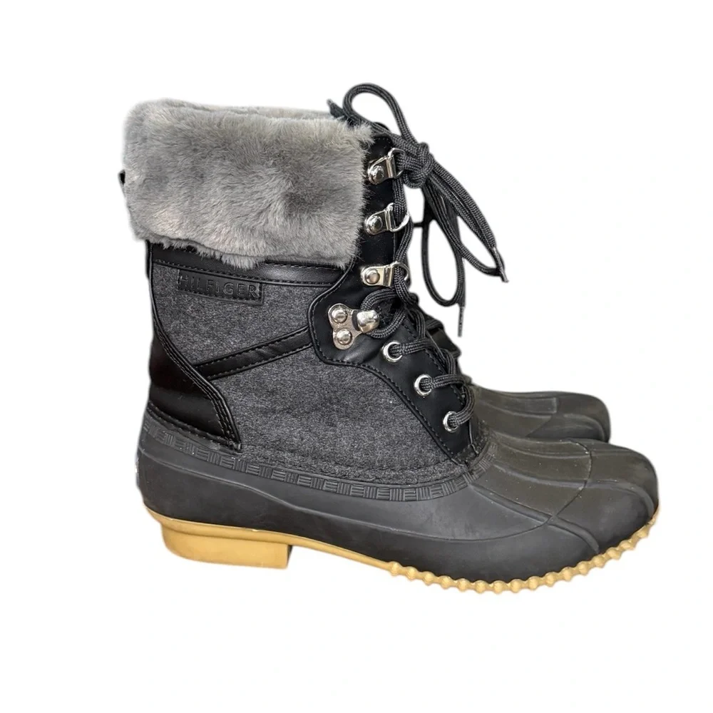 Tommy Hilfiger Rian Gray and Black Winter Boots with Faux Fur Lining Women’s 7